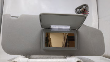 2005 Ford Five Hundred Sun Visor Shade Replacement Passenger Right Mirror Fits OEM Used Auto Parts - Oemusedautoparts1.com