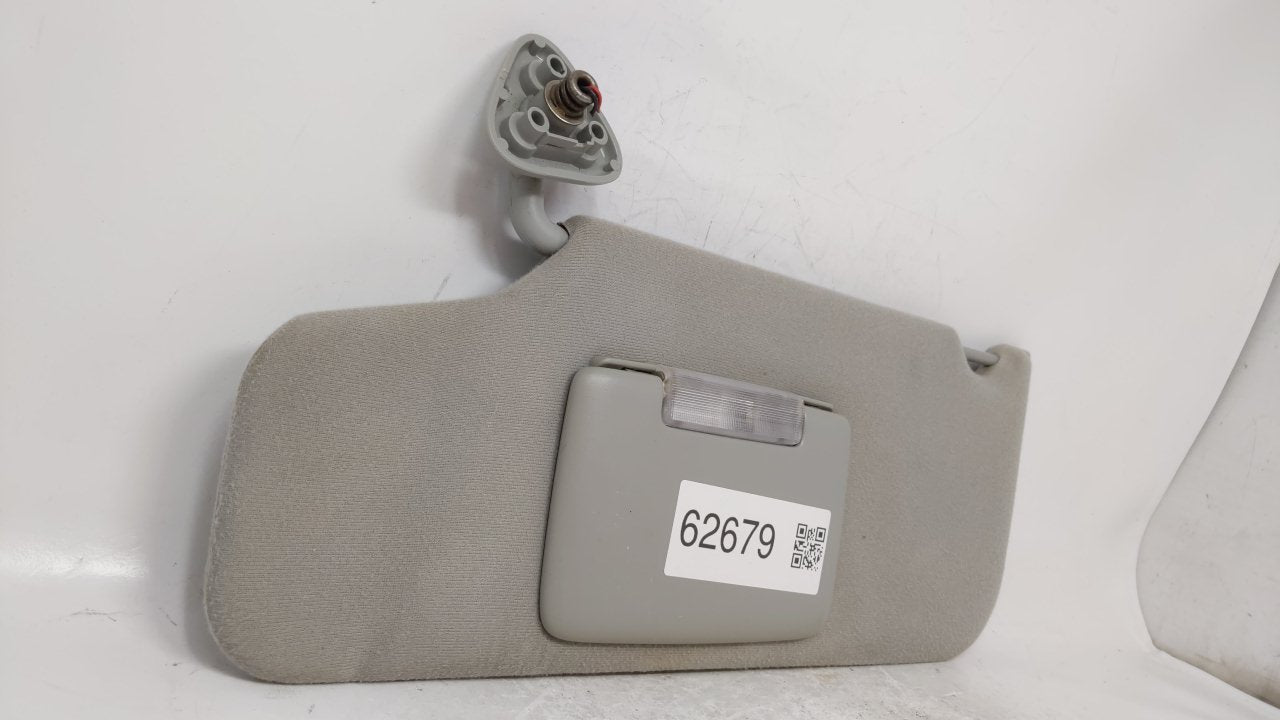 2005 Ford Five Hundred Sun Visor Shade Replacement Driver Left Mirror Fits OEM Used Auto Parts - Oemusedautoparts1.com