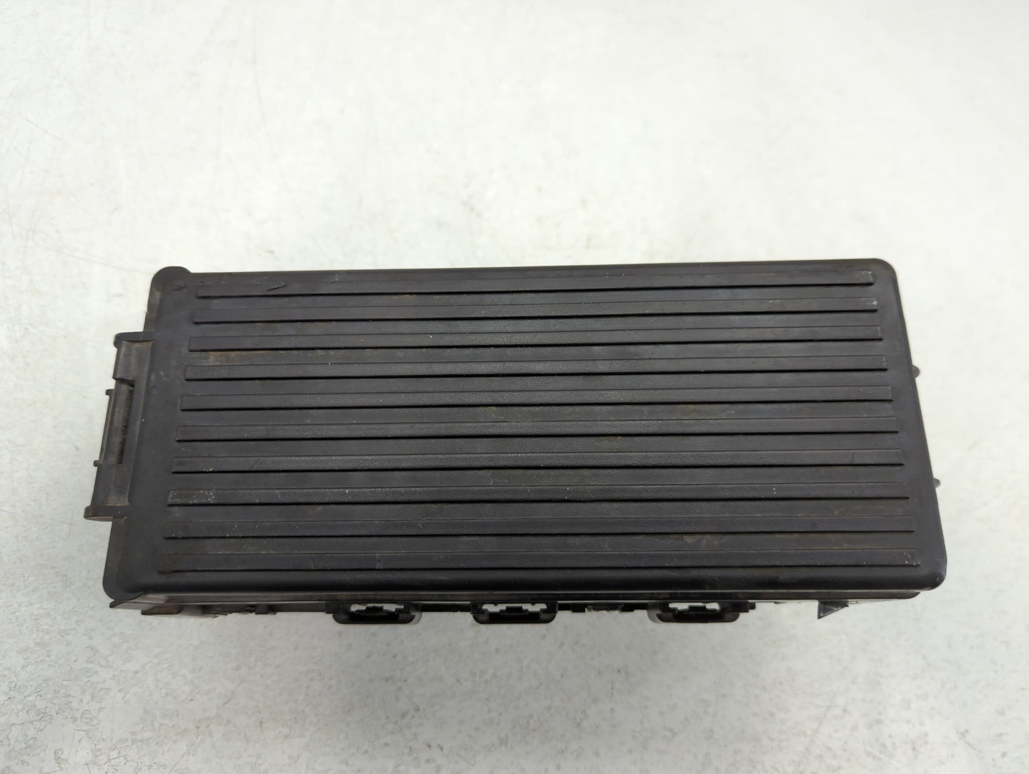 2005-2007 Ford Five Hundred Fusebox Fuse Box Panel Relay Module P/N:7154-3176 Fits Fits 2005 2006 2007 OEM Used Auto Parts -