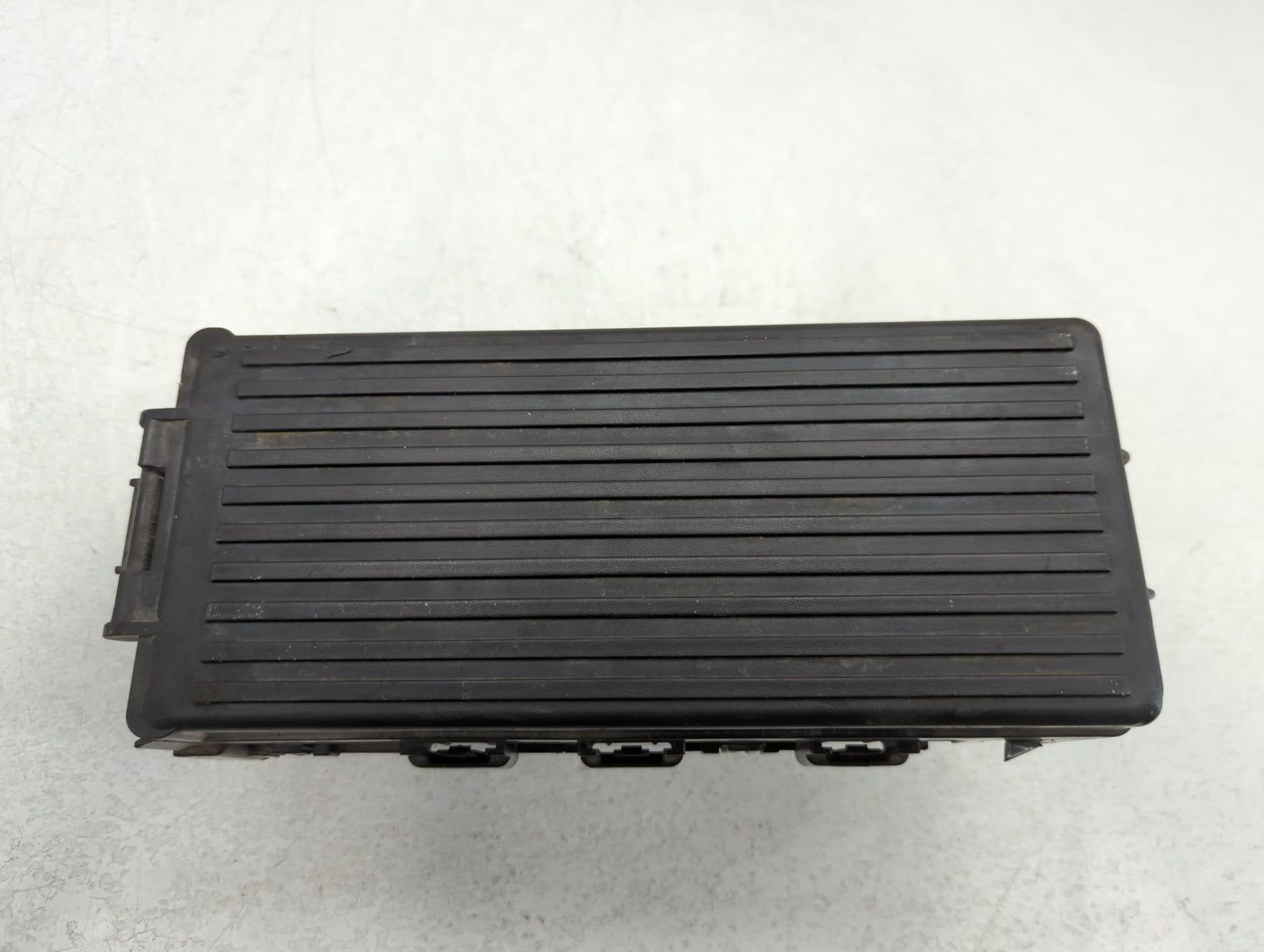 2005-2007 Ford Five Hundred Fusebox Fuse Box Panel Relay Module P/N:7154-3176 Fits Fits 2005 2006 2007 OEM Used Auto Parts -