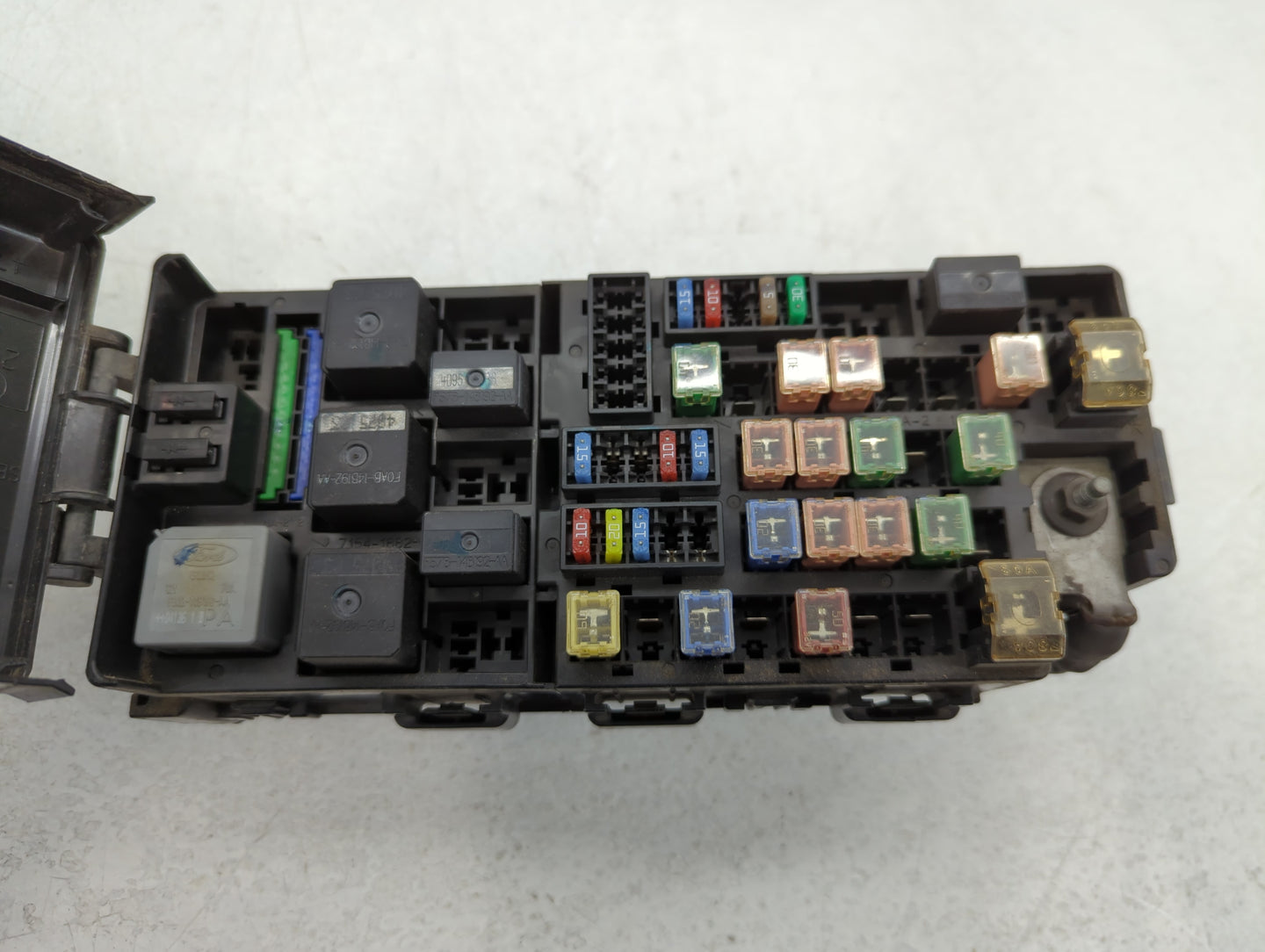 2005-2007 Ford Five Hundred Fusebox Fuse Box Panel Relay Module P/N:7154-3176 Fits Fits 2005 2006 2007 OEM Used Auto Parts -