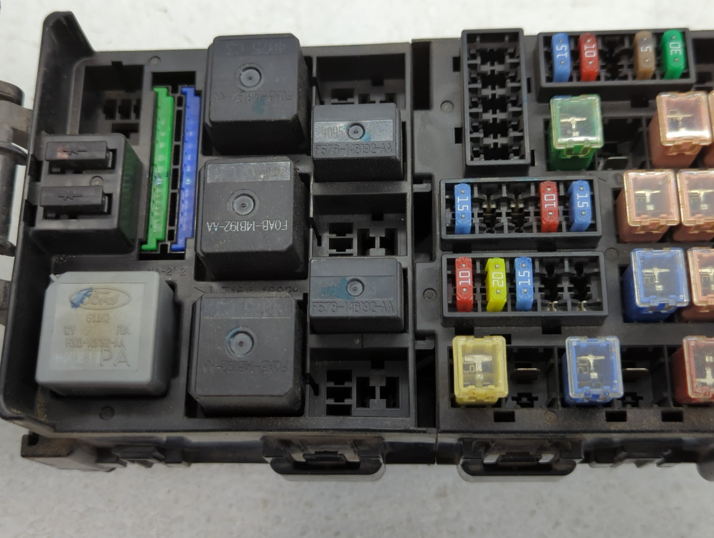 2005-2007 Ford Five Hundred Fusebox Fuse Box Panel Relay Module P/N:7154-3176 Fits Fits 2005 2006 2007 OEM Used Auto Parts -