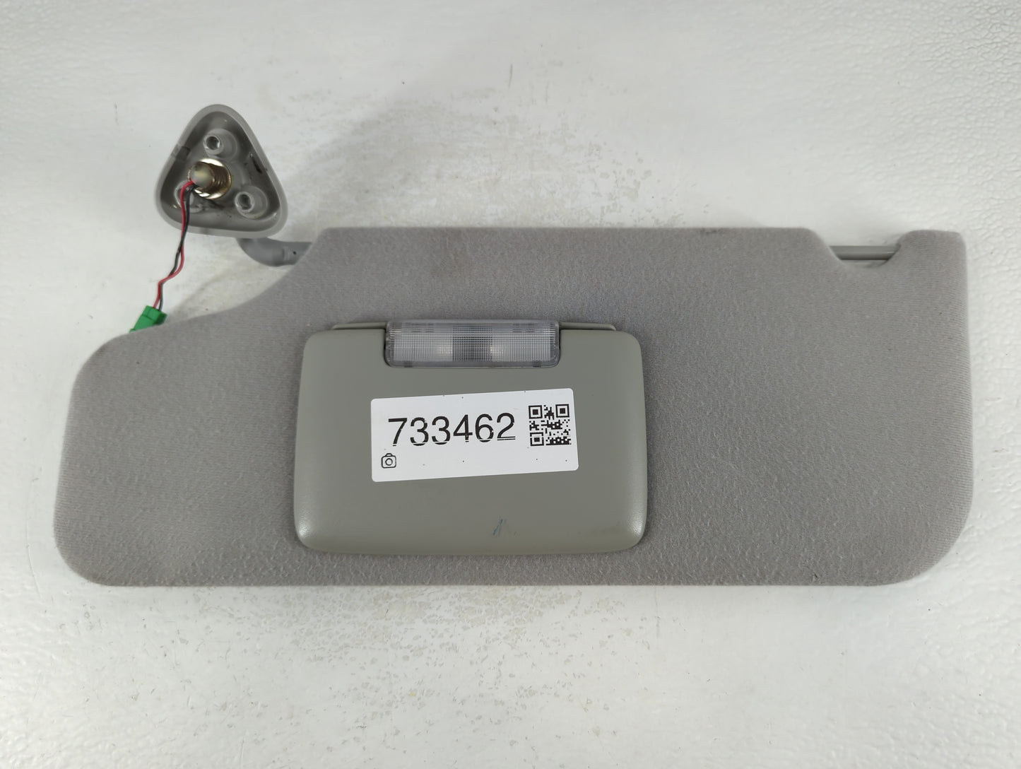 2005-2007 Ford Five Hundred Sun Visor Shade Replacement Driver Left Mirror Fits Fits 2005 2006 2007 OEM Used Auto Parts - Oe