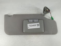 2005-2007 Ford Five Hundred Sun Visor Shade Replacement Passenger Right Mirror Fits Fits 2005 2006 2007 OEM Used Auto Parts 