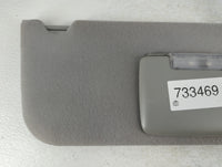 2005-2007 Ford Five Hundred Sun Visor Shade Replacement Passenger Right Mirror Fits Fits 2005 2006 2007 OEM Used Auto Parts 