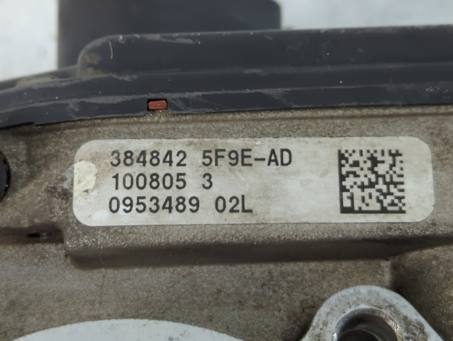 2005-2007 Ford Five Hundred Throttle Body P/N:100805 3 0953489 02L, 384842 5F9E-AD Fits Fits 2005 2006 2007 OEM Used Auto Pa