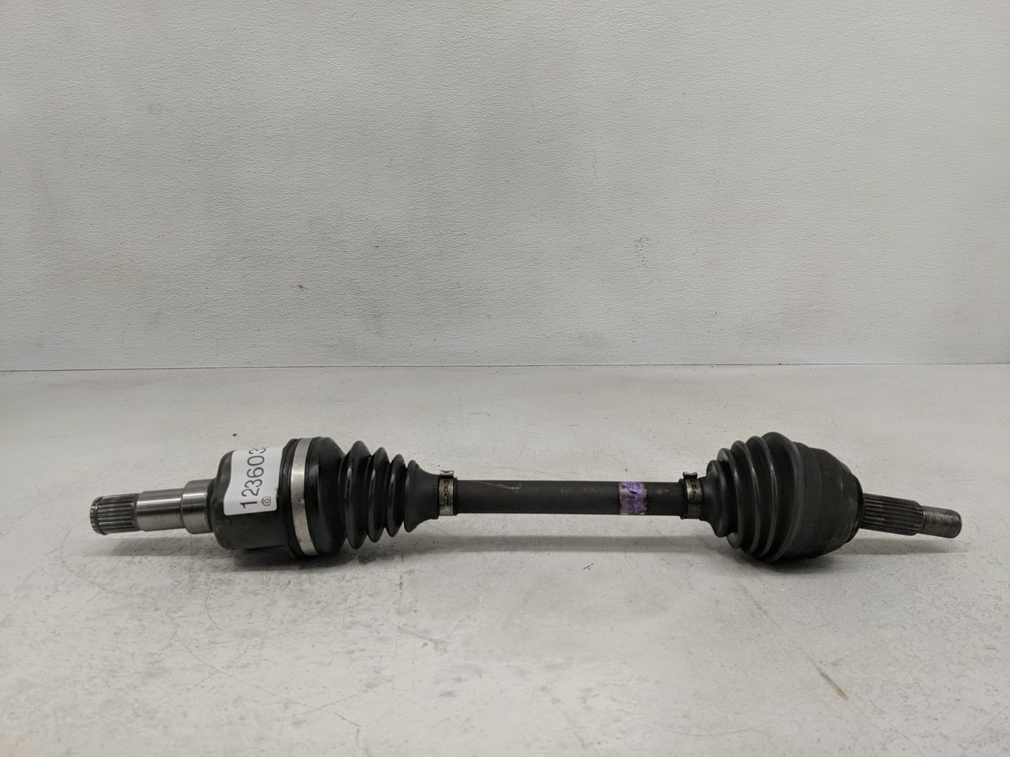 2005-2005 Ford Focus Axle Shaft Front Driver Cv C/v - Oemusedautoparts1.com