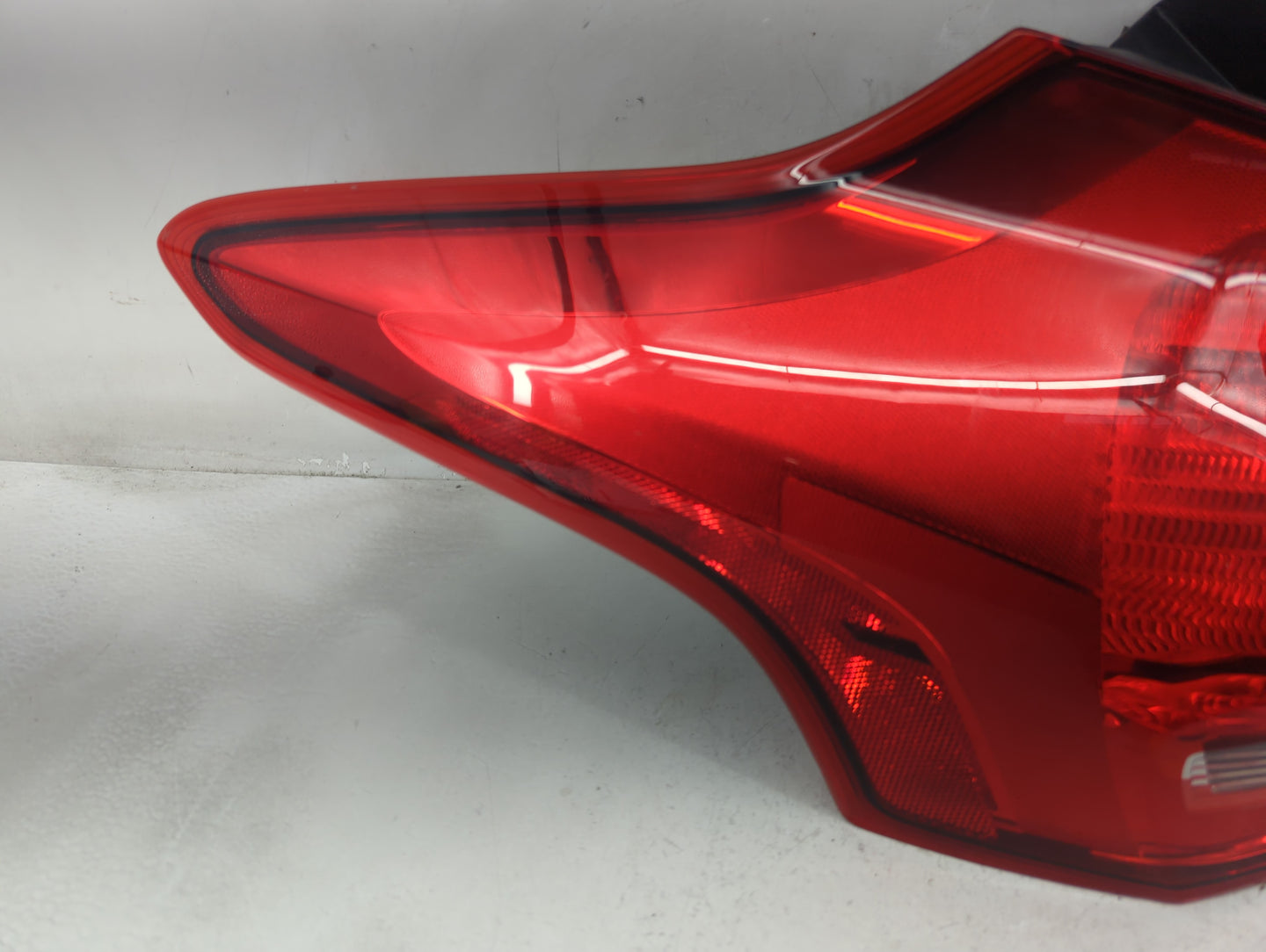 2015 Ford Focus Tail Light Assembly Driver Left OEM Fits OEM Used Auto Parts - Oemusedautoparts1.com