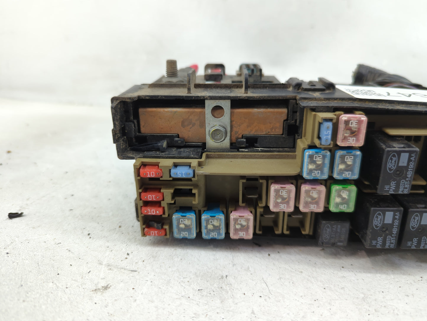 2000-2005 Ford Focus Fusebox Fuse Box Panel Relay Module P/N:8S4T-14A003-BB Fits Fits 2000 2001 2002 2003 2004 2005 OEM Used