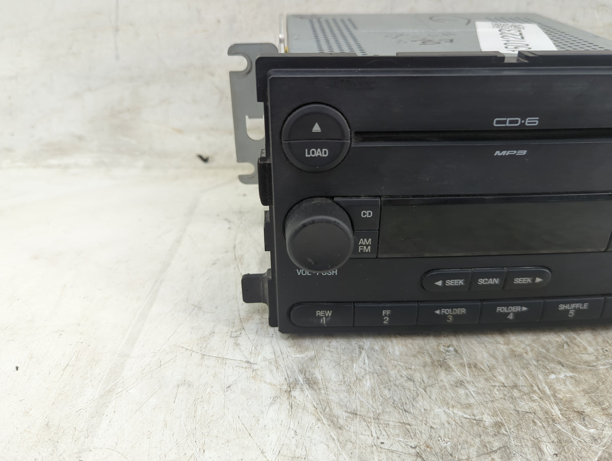2005 Ford Focus Radio AM FM Cd Player Receiver Replacement P/N:4S4T-18C815-AH 4S4T-18C869-AF Fits OEM Used Auto Parts - Oemu