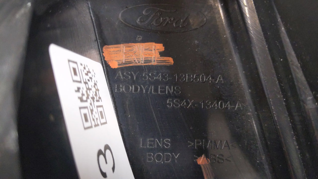 2005-2007 Ford Focus Tail Light Assembly Passenger Right OEM P/N:5S43-13B504-A Fits Fits 2005 2006 2007 OEM Used Auto Parts 