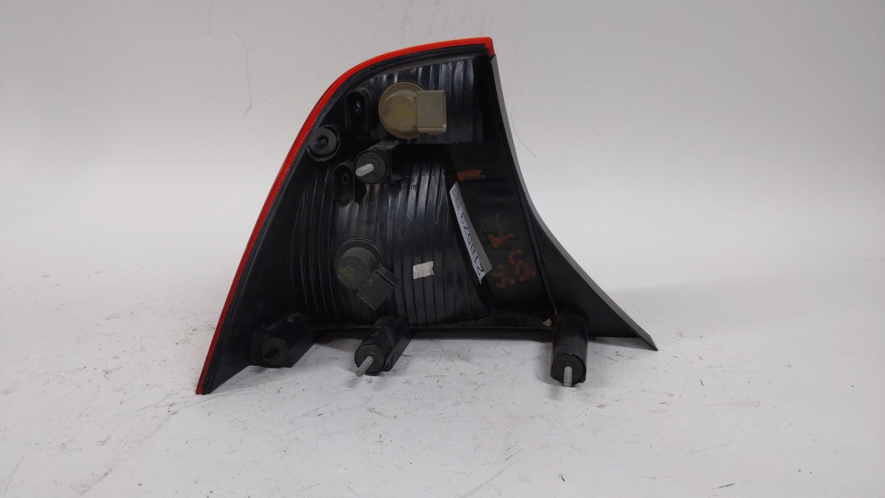 2005-2007 Ford Focus Tail Light Assembly Passenger Right OEM P/N:5S43-13B504-A Fits Fits 2005 2006 2007 OEM Used Auto Parts 