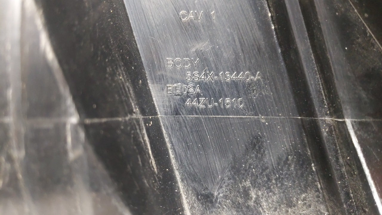 2005-2007 Ford Focus Tail Light Assembly Passenger Right OEM P/N:5S43-13B504-A Fits Fits 2005 2006 2007 OEM Used Auto Parts 