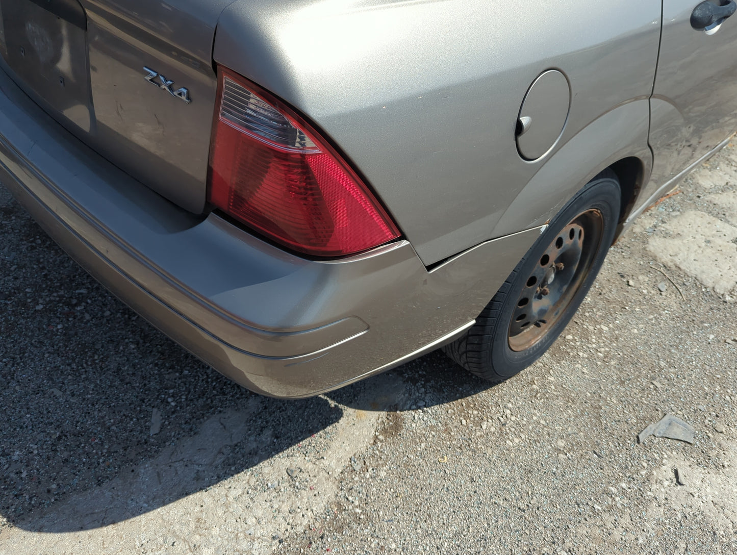 2005-2007 Ford Focus Rear Bumper Assembly Oem - Oemusedautoparts1.com