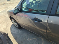 2000-2007 Ford Focus Driver Front Door Oem 5004740 - Oemusedautoparts1.com