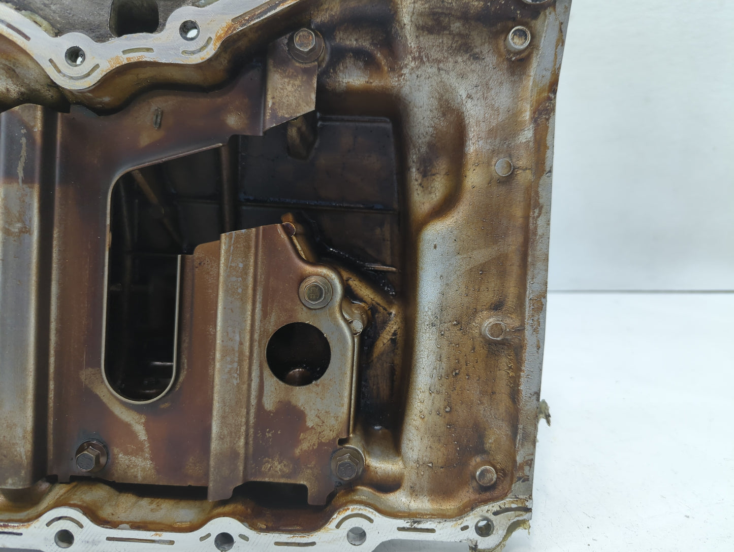 2005 Ford Focus Engine Oil Pan P/N:1S7G-6675-AX Fits OEM Used Auto Parts - Oemusedautoparts1.com