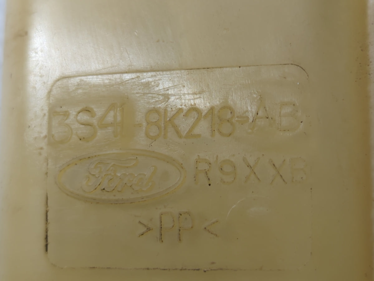 2000-2007 Ford Focus Radiator Coolant Overflow Expansion Tank Bottle 681370 - Oemusedautoparts1.com