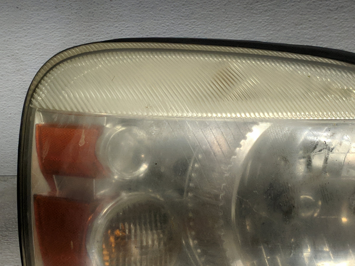 2005 Ford Freestar Passenger Right Oem Head Light Headlight Lamp - Oemusedautoparts1.com