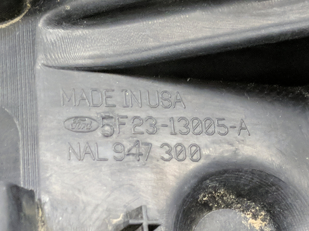 2005 Ford Freestar Passenger Right Oem Head Light Headlight Lamp - Oemusedautoparts1.com