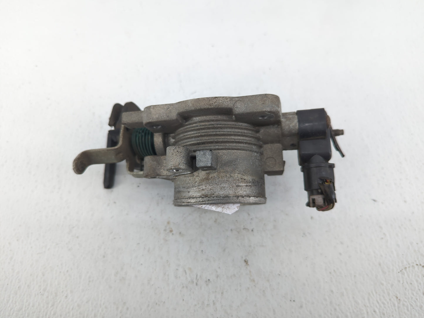 2004-2007 Ford Freestar Throttle Body Fits Fits 2004 2005 2006 2007 OEM Used Auto Parts - Oemusedautoparts1.com