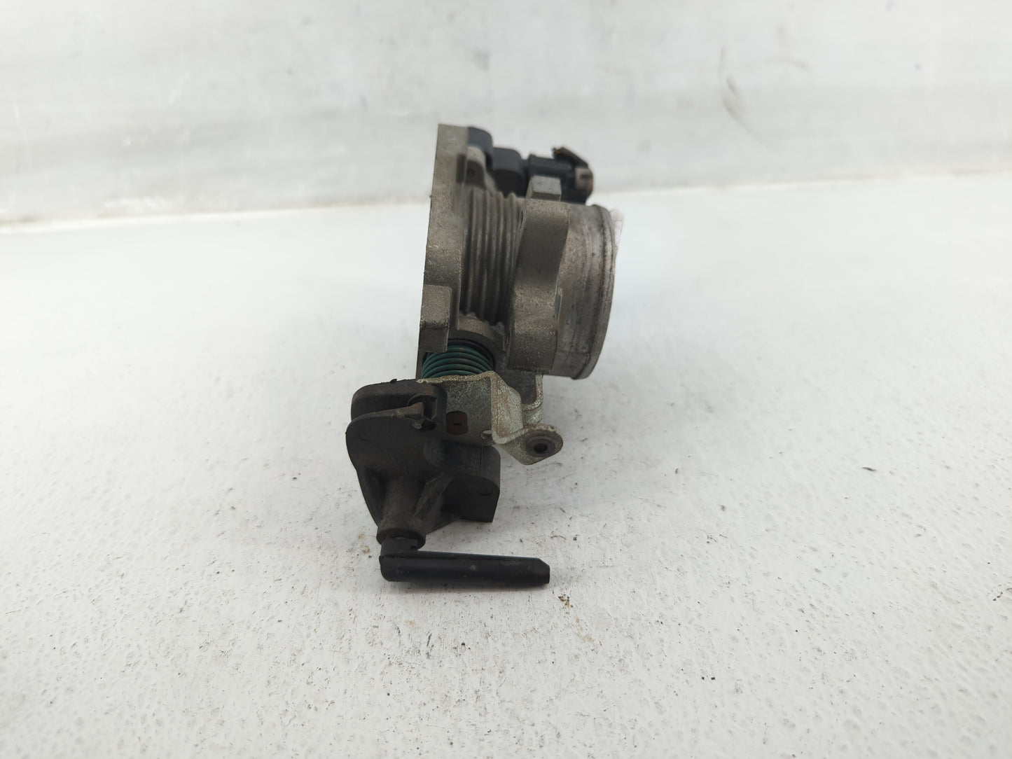 2004-2007 Ford Freestar Throttle Body Fits Fits 2004 2005 2006 2007 OEM Used Auto Parts - Oemusedautoparts1.com