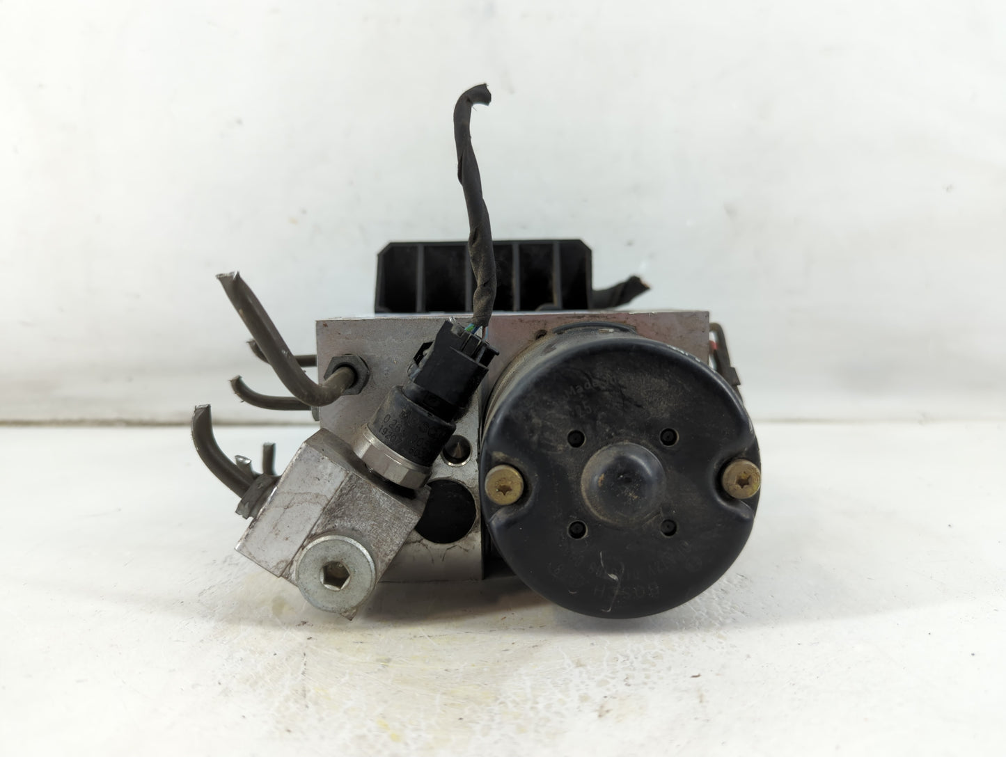 2005 Ford Freestyle ABS Pump Control Module Replacement P/N:A 004 431 46 12 Fits Fits 2006 2007 OEM Used Auto Parts - Oemuse