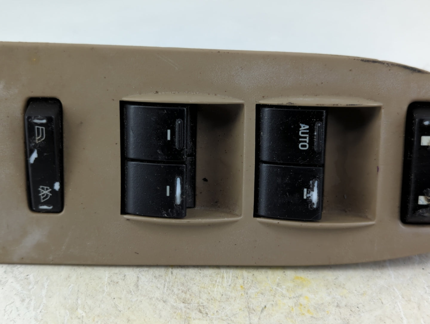 2005-2007 Ford Freestyle Master Power Window Switch Replacement Driver Side Left P/N:5F93-7422897 Fits OEM Used Auto Parts -
