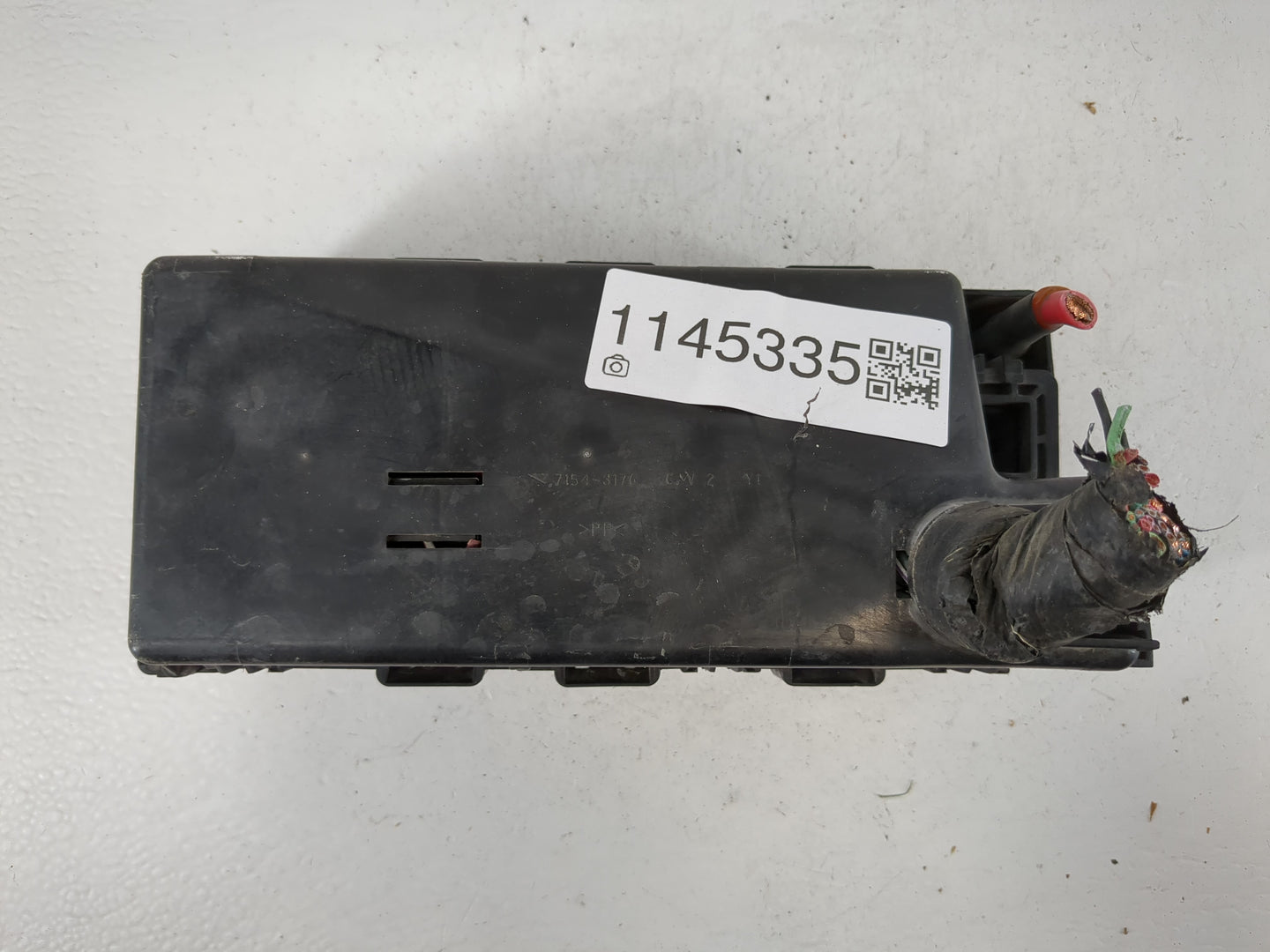 2005-2007 Ford Freestyle Fusebox Fuse Box Panel Relay Module P/N:U1520426120914 Fits Fits 2005 2006 2007 OEM Used Auto Parts