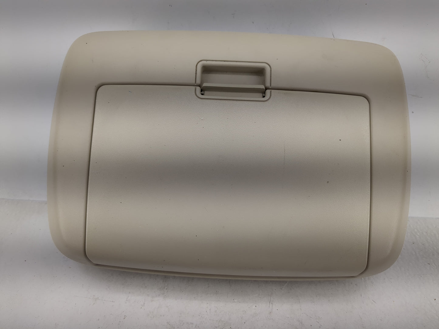 2005 Ford Freestyle Overhead Roof Console - Oemusedautoparts1.com
