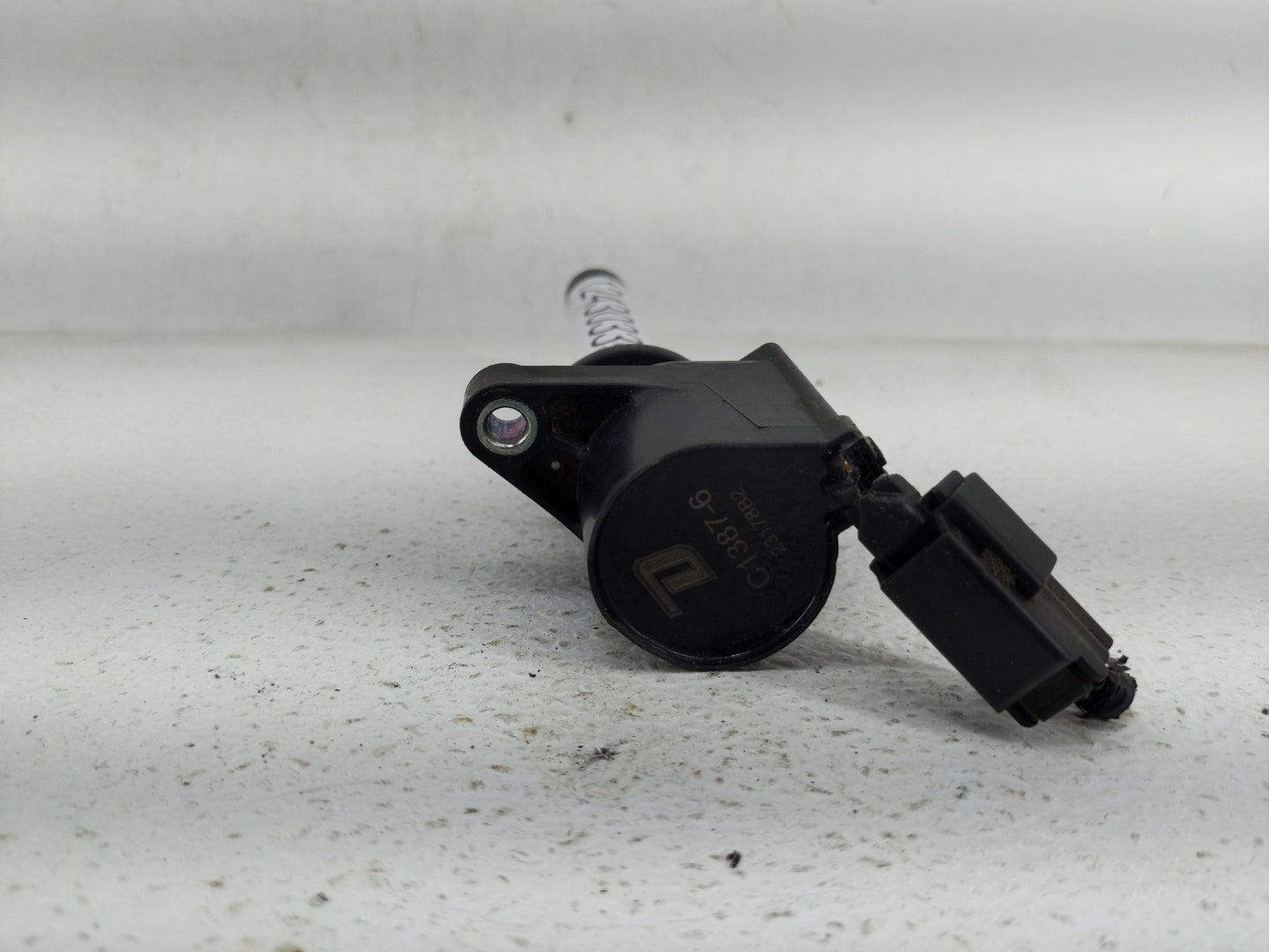 2005-2007 Ford Freestyle Ignition Coil Igniter Pack - Oemusedautoparts1.com