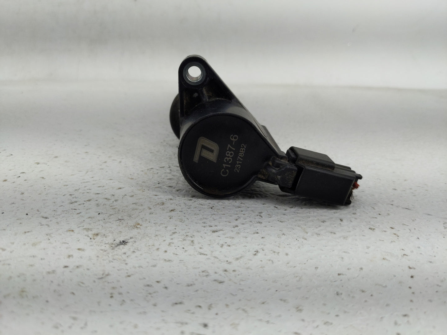 2005-2007 Ford Freestyle Ignition Coil Igniter Pack - Oemusedautoparts1.com