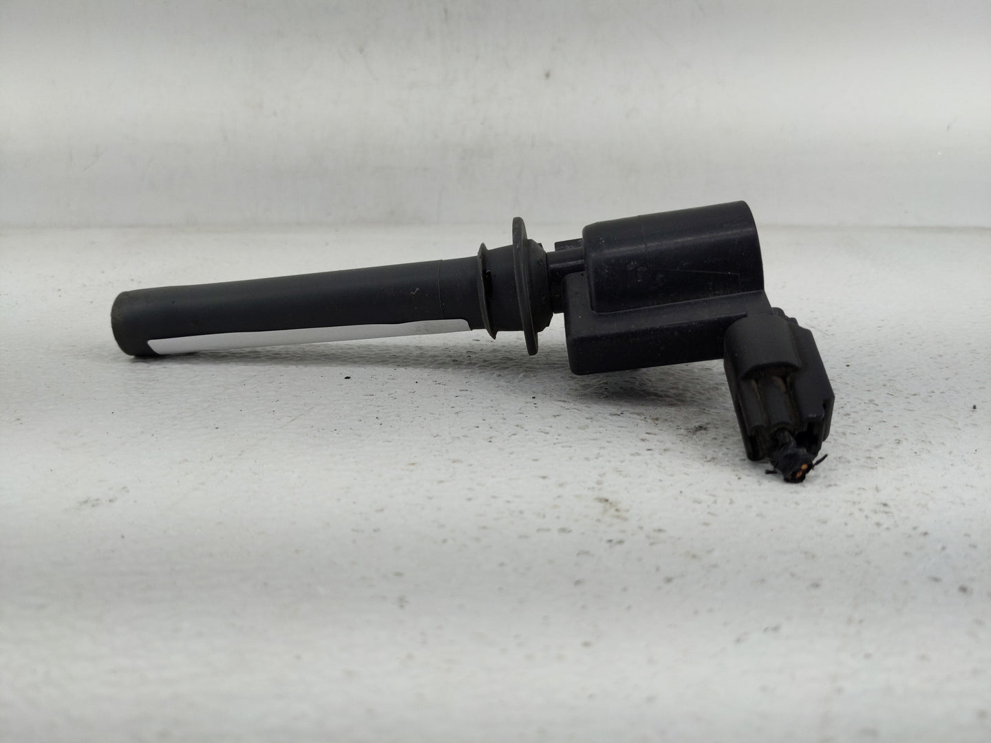 2005-2007 Ford Freestyle Ignition Coil Igniter Pack - Oemusedautoparts1.com