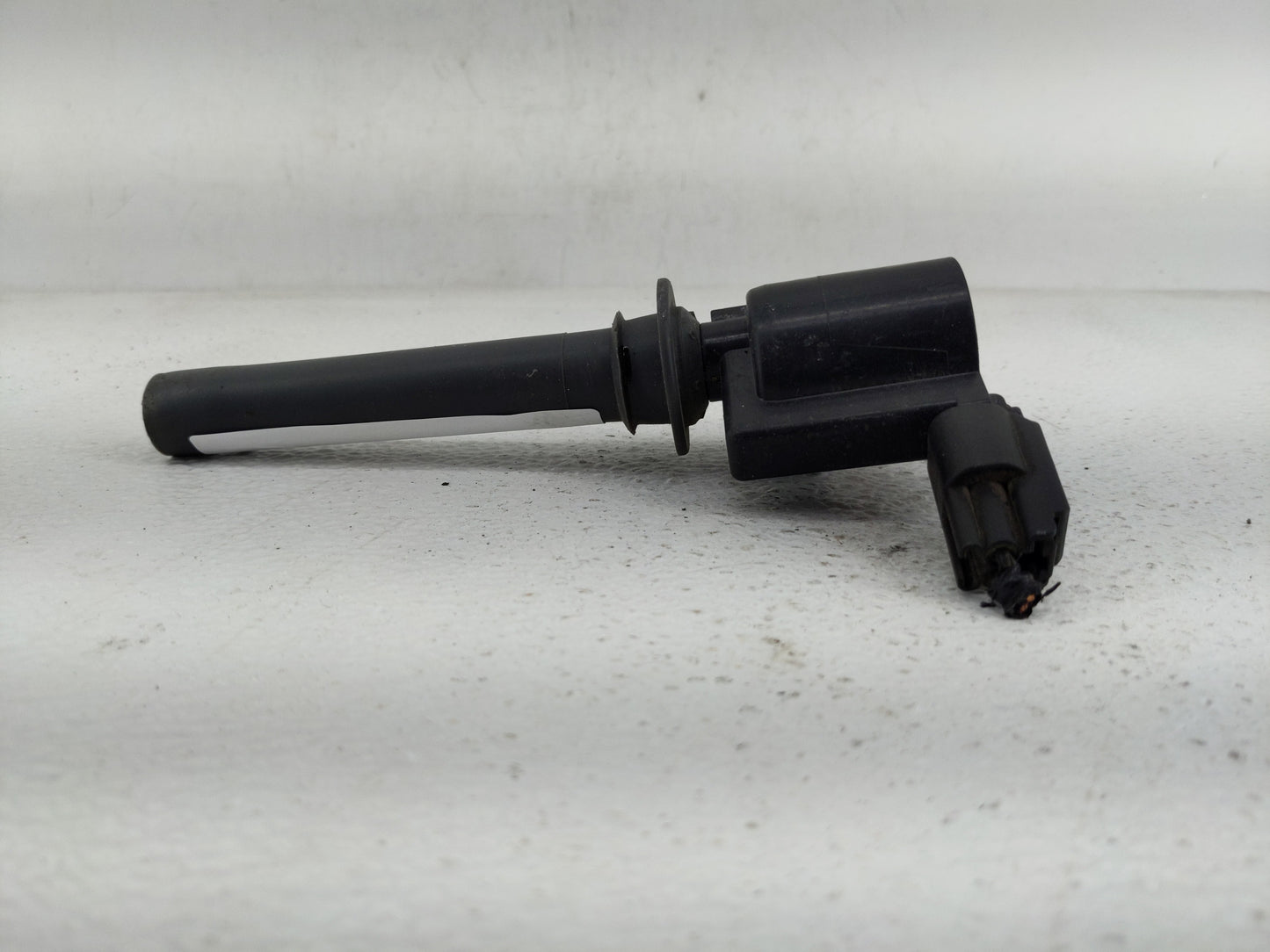2005-2007 Ford Freestyle Ignition Coil Igniter Pack - Oemusedautoparts1.com
