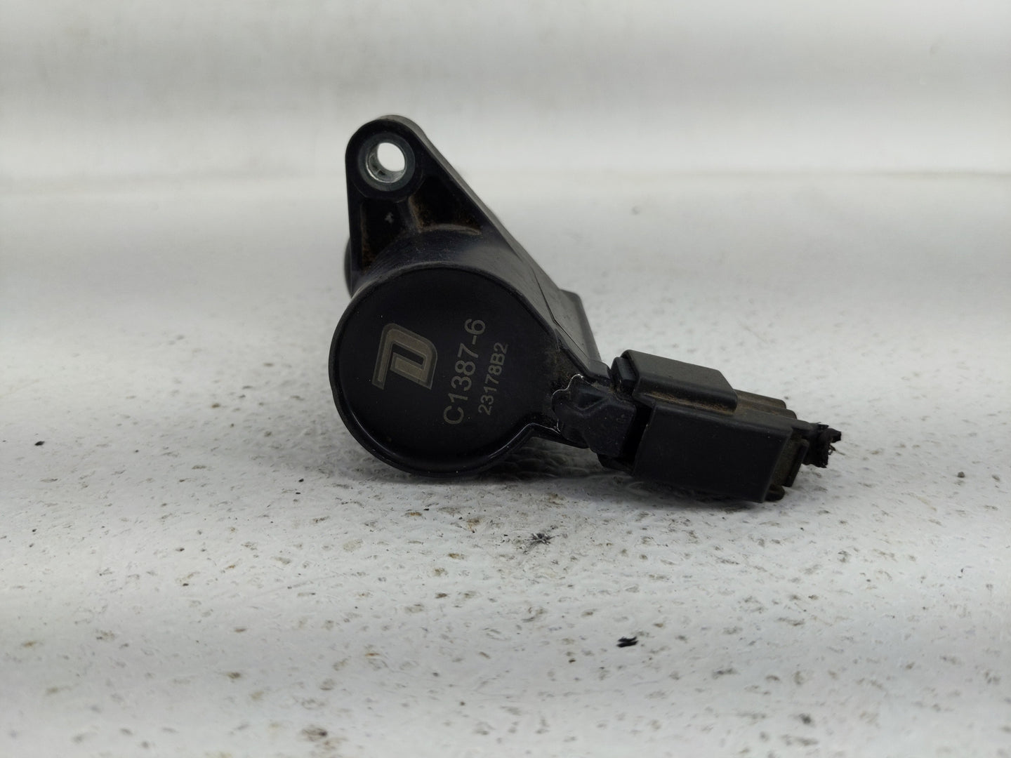 2005-2007 Ford Freestyle Ignition Coil Igniter Pack - Oemusedautoparts1.com