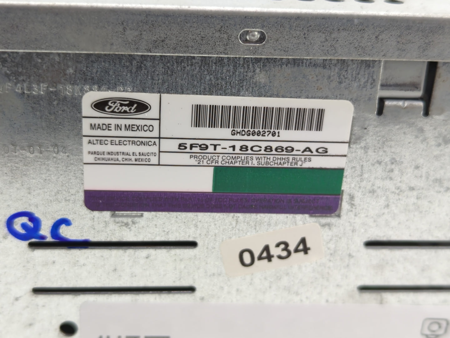 2005 Ford Freestyle Radio AM FM Cd Player Receiver Replacement P/N:5F9T-18C869-AG Fits OEM Used Auto Parts - Oemusedautopart