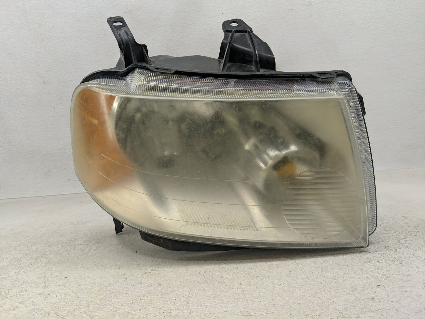 2005-2007 Ford Freestyle Passenger Right Oem Head Light Headlight Lamp - Oemusedautoparts1.com