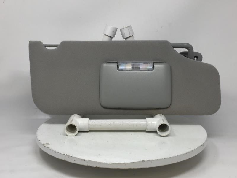 2005-2007 Ford Freestyle Sun Visor Shade Replacement Passenger Right Mirror Fits Fits 2005 2006 2007 OEM Used Auto Parts - O