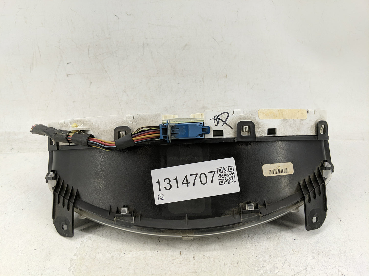 2005-2006 Ford Freestyle Instrument Cluster Speedometer Gauges P/N:6F9T-10849-AB Fits Fits 2005 2006 OEM Used Auto Parts - O