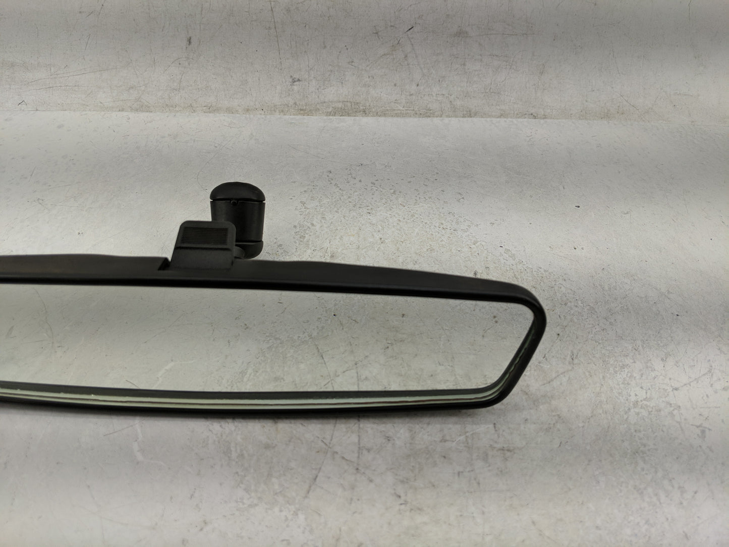 2005 Ford Freestyle Interior Rear View Mirror Replacement OEM P/N:E8011083 Fits OEM Used Auto Parts - Oemusedautoparts1.com