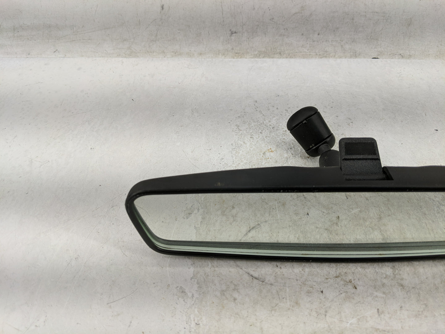 2005 Ford Freestyle Interior Rear View Mirror Replacement OEM P/N:E8011083 Fits OEM Used Auto Parts - Oemusedautoparts1.com
