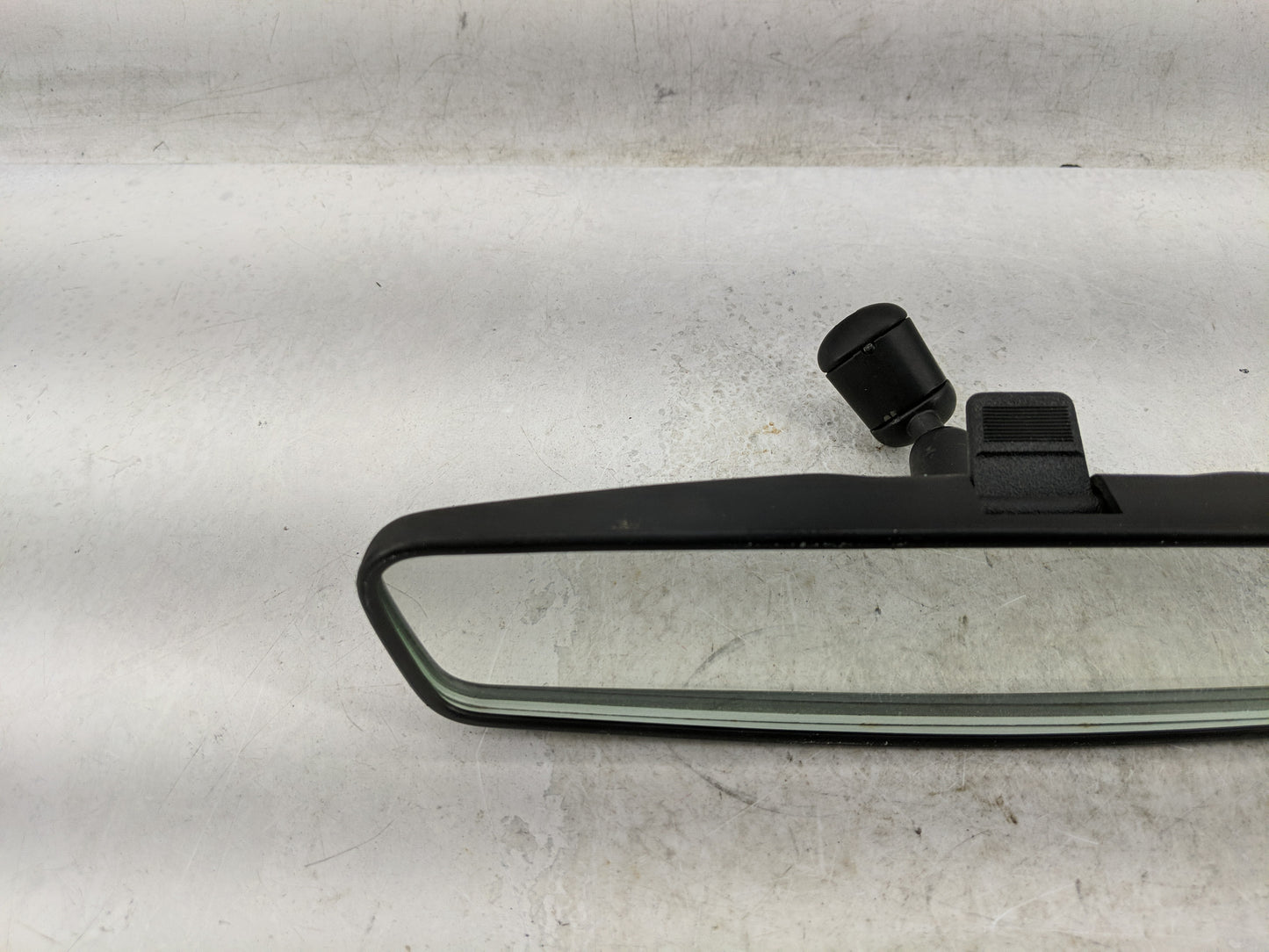 2005 Ford Freestyle Interior Rear View Mirror Replacement OEM P/N:E8011083 Fits OEM Used Auto Parts - Oemusedautoparts1.com