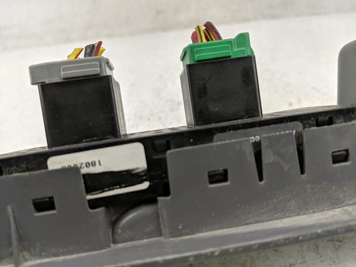 2005-2007 Ford Freestyle Master Power Window Switch Replacement Driver Side Left Fits Fits 2005 2006 2007 2008 2009 OEM Used