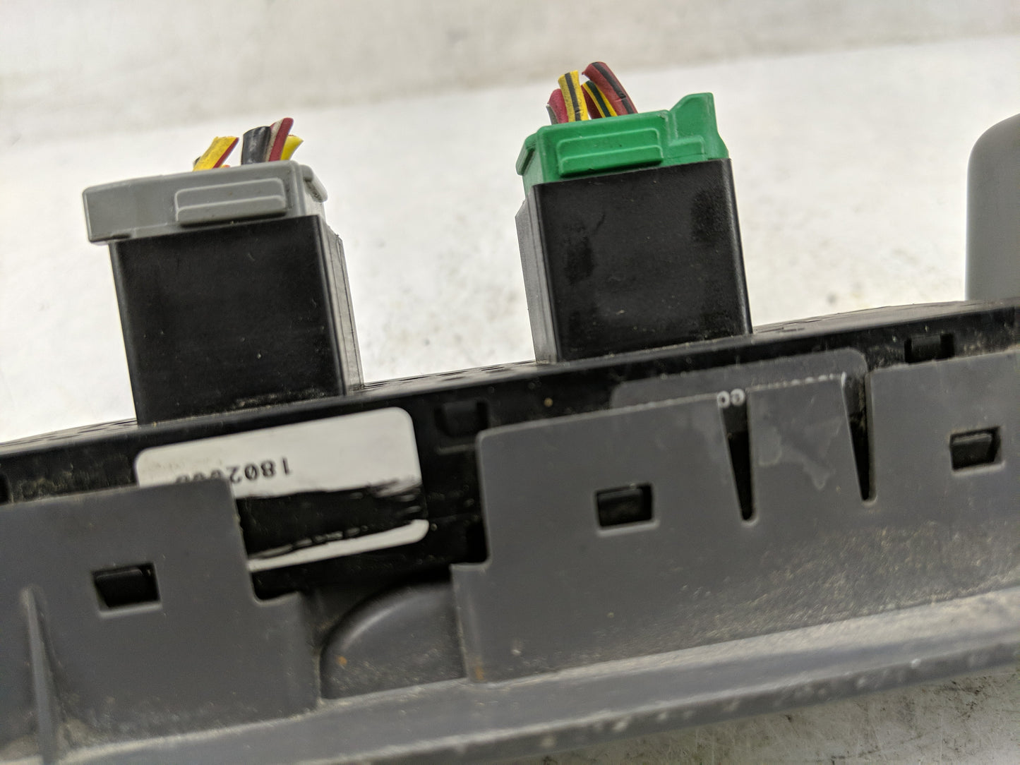 2005-2007 Ford Freestyle Master Power Window Switch Replacement Driver Side Left Fits Fits 2005 2006 2007 2008 2009 OEM Used