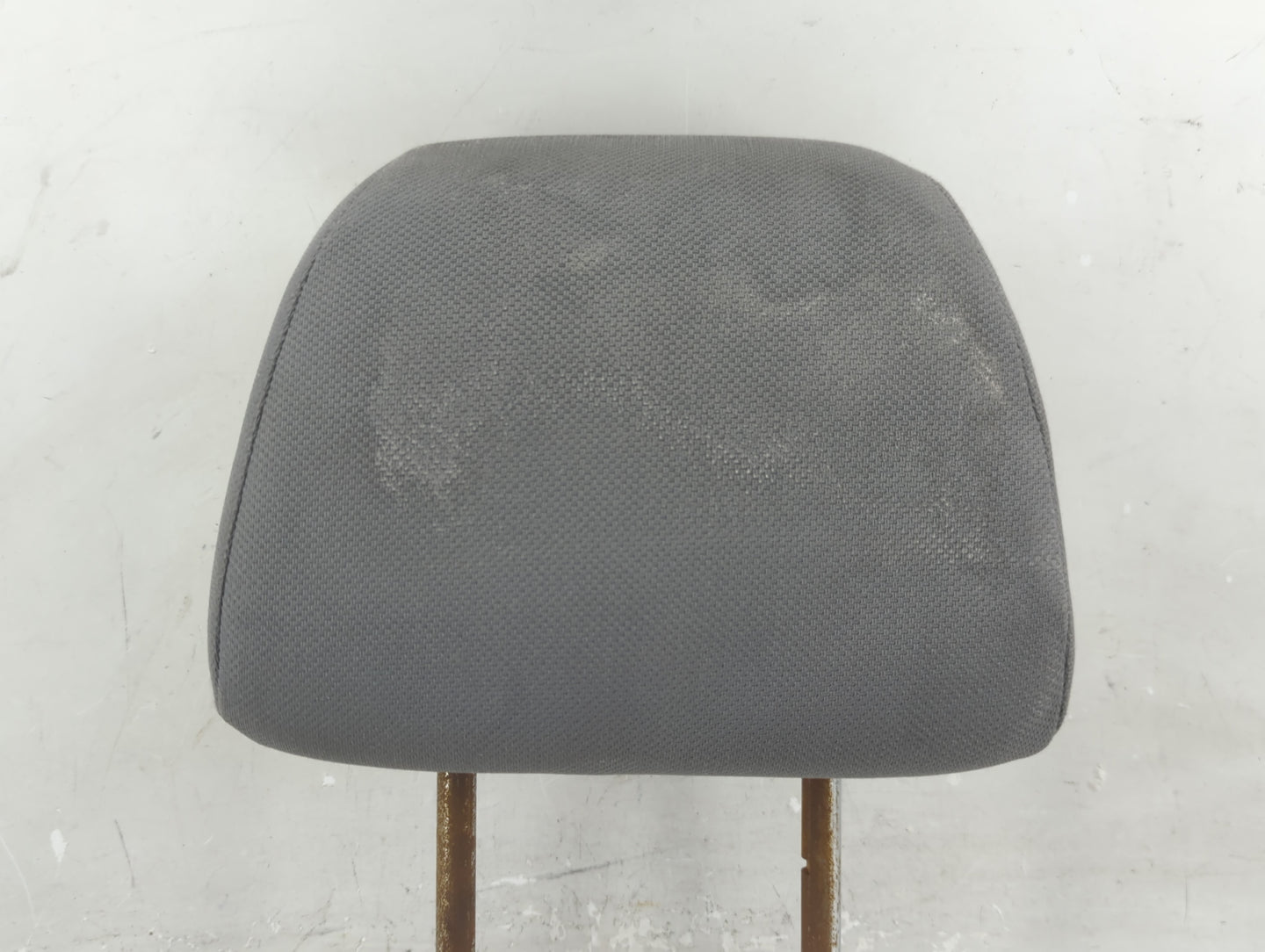 2005 Ford Freestyle Headrest Head Rest Rear Center Seat Fits OEM Used Auto Parts - Oemusedautoparts1.com