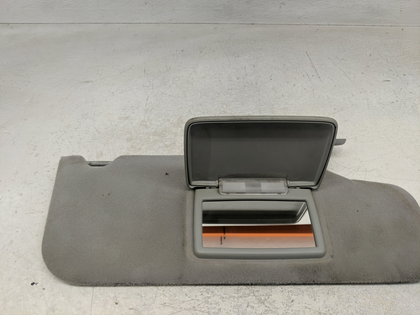 2005-2007 Ford Freestyle Sun Visor Shade Replacement Driver Left Mirror Fits Fits 2005 2006 2007 OEM Used Auto Parts - Oemus