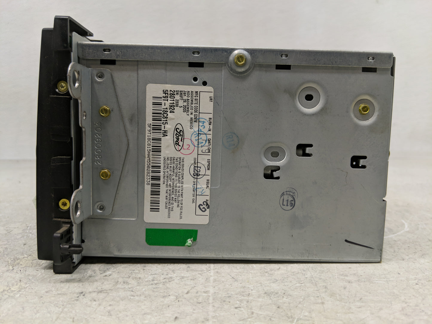 2005 Ford Freestyle Radio AM FM Cd Player Receiver Replacement P/N:5F9T-18C815-HA Fits OEM Used Auto Parts - Oemusedautopart