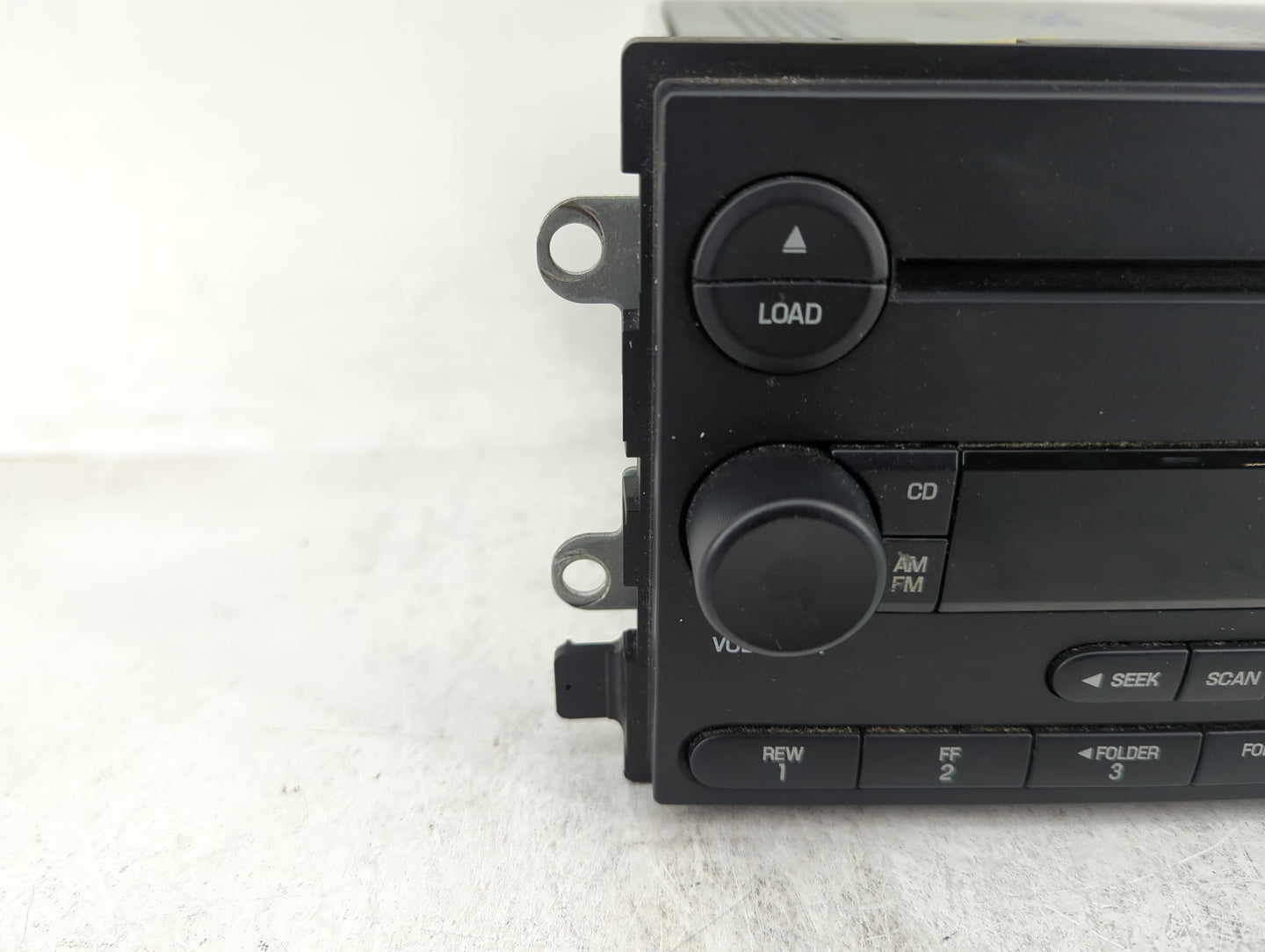 2005 Ford Freestyle Radio AM FM Cd Player Receiver Replacement P/N:5F9T-18C815-GB Fits OEM Used Auto Parts - Oemusedautopart