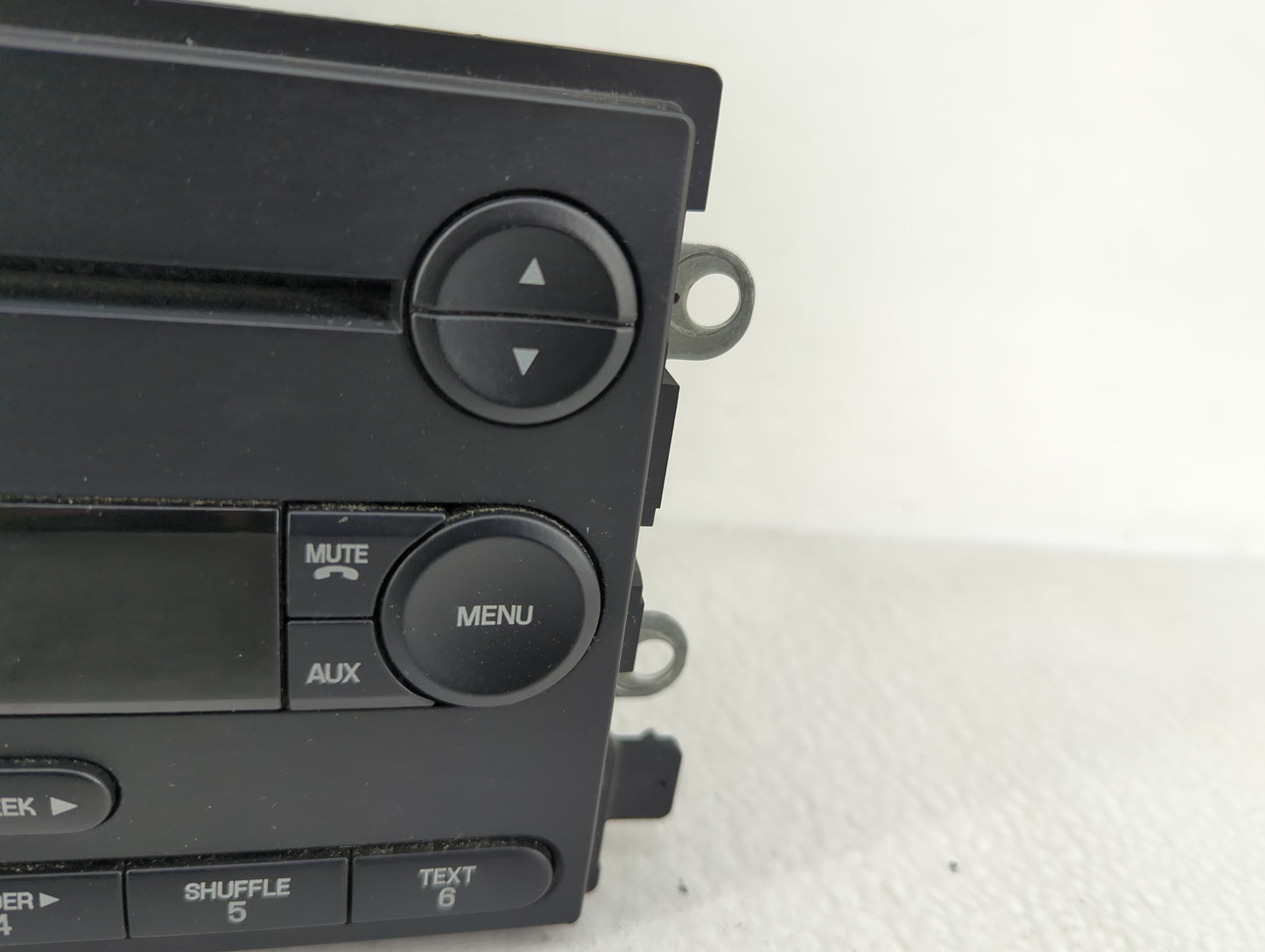 2005 Ford Freestyle Radio AM FM Cd Player Receiver Replacement P/N:5F9T-18C815-GB Fits OEM Used Auto Parts - Oemusedautopart