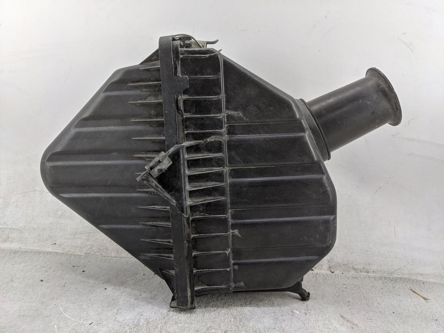 2005-2007 Ford Freestyle Air Cleaner Intake-duct Hose Tube - Oemusedautoparts1.com
