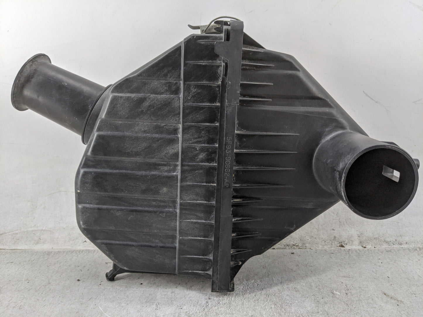 2005-2007 Ford Freestyle Air Cleaner Intake-duct Hose Tube - Oemusedautoparts1.com